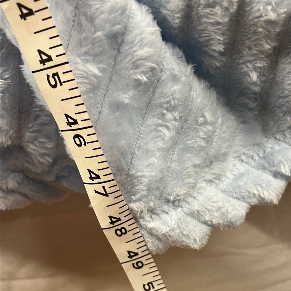 Light Blue Textured Robe - Picture 3 of 3